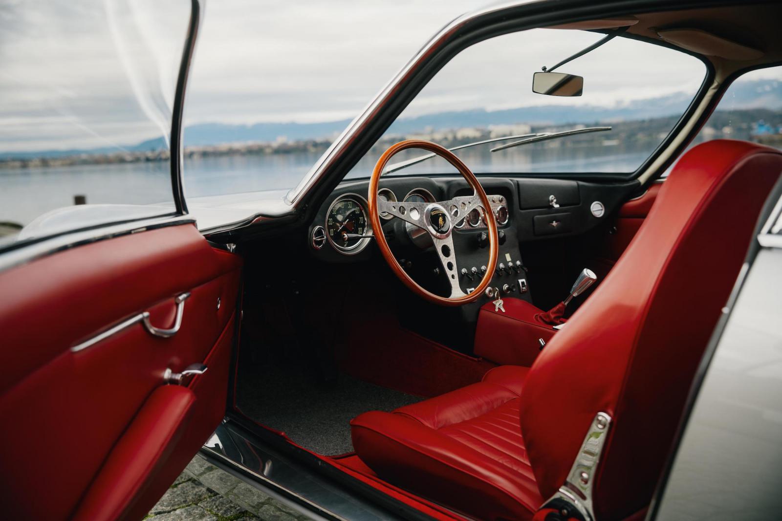 Η Lamborghini 350 GT επιστρέφει στη Γενεύη 60 χρόνια μετά